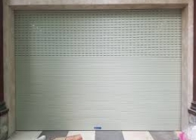 Lắp cửa cuốn đồng xoài