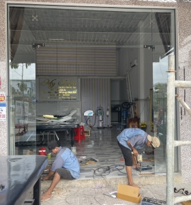 Cửa kính cường lực Đồng Xoài