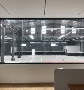 Kính cường lực đồng xoài - nhom kinh binh phuoc