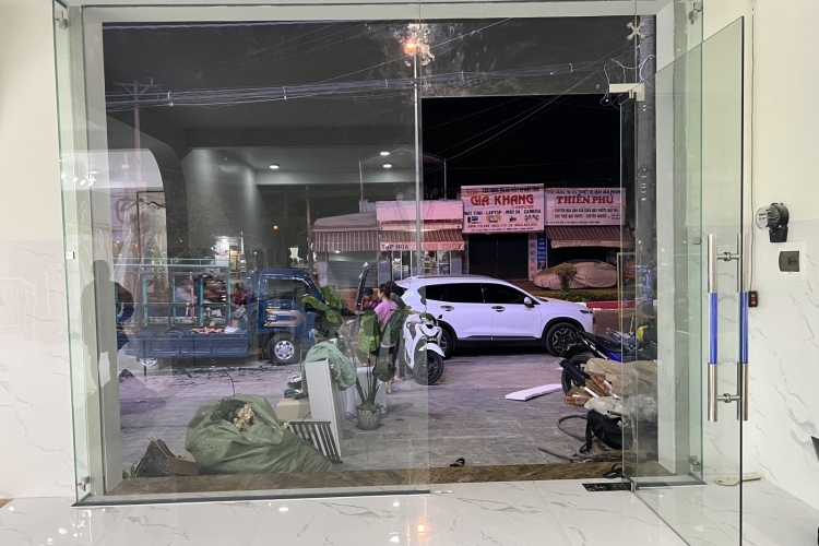 Cửa kính cường lực chất lượng