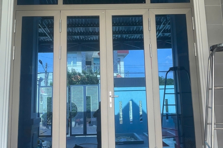 Cửa nhôm xingfa đẹp tại Bình Phước